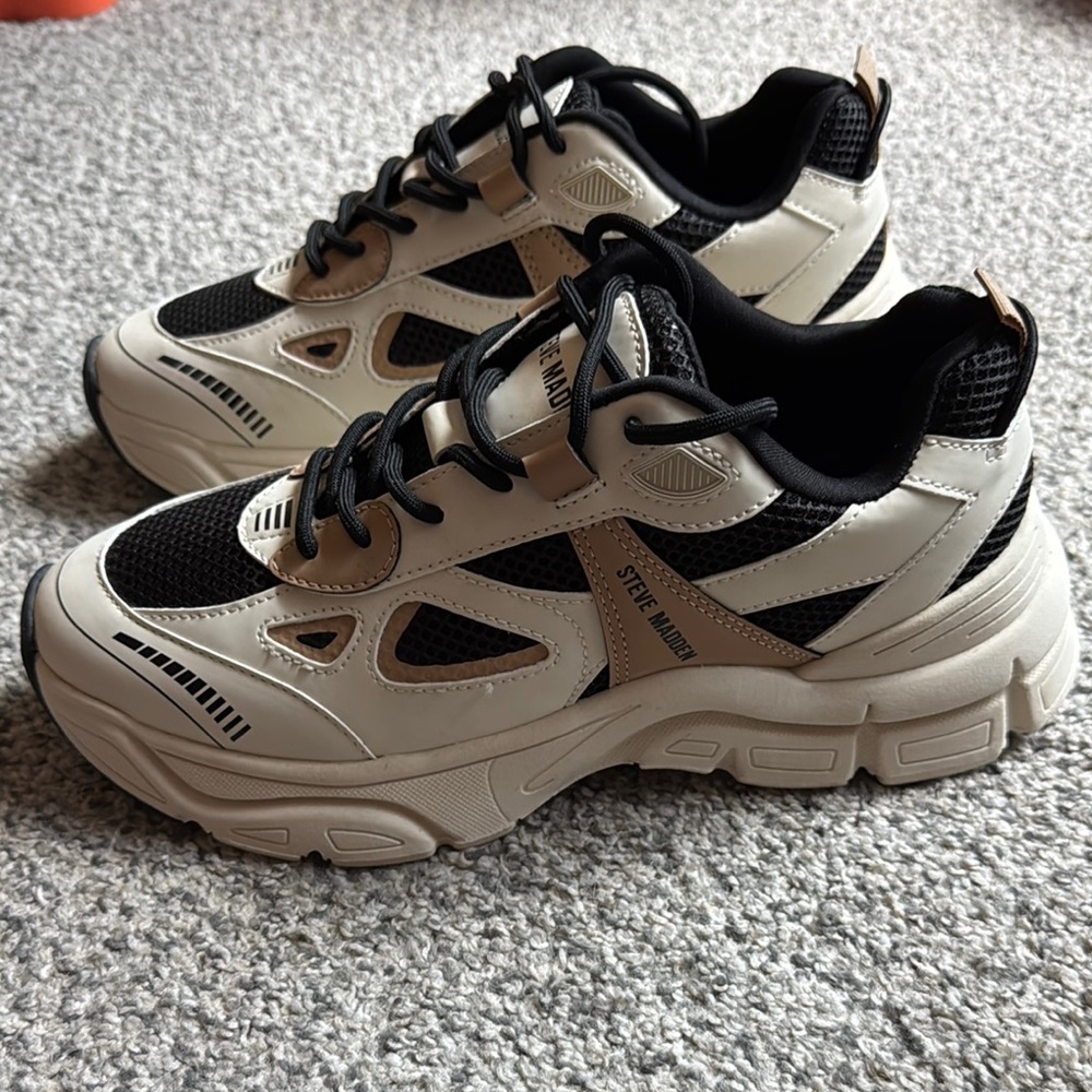 Steve Madden Black and Tan Athletic Shoes